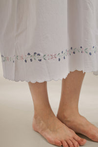 Cindy, Nightdress