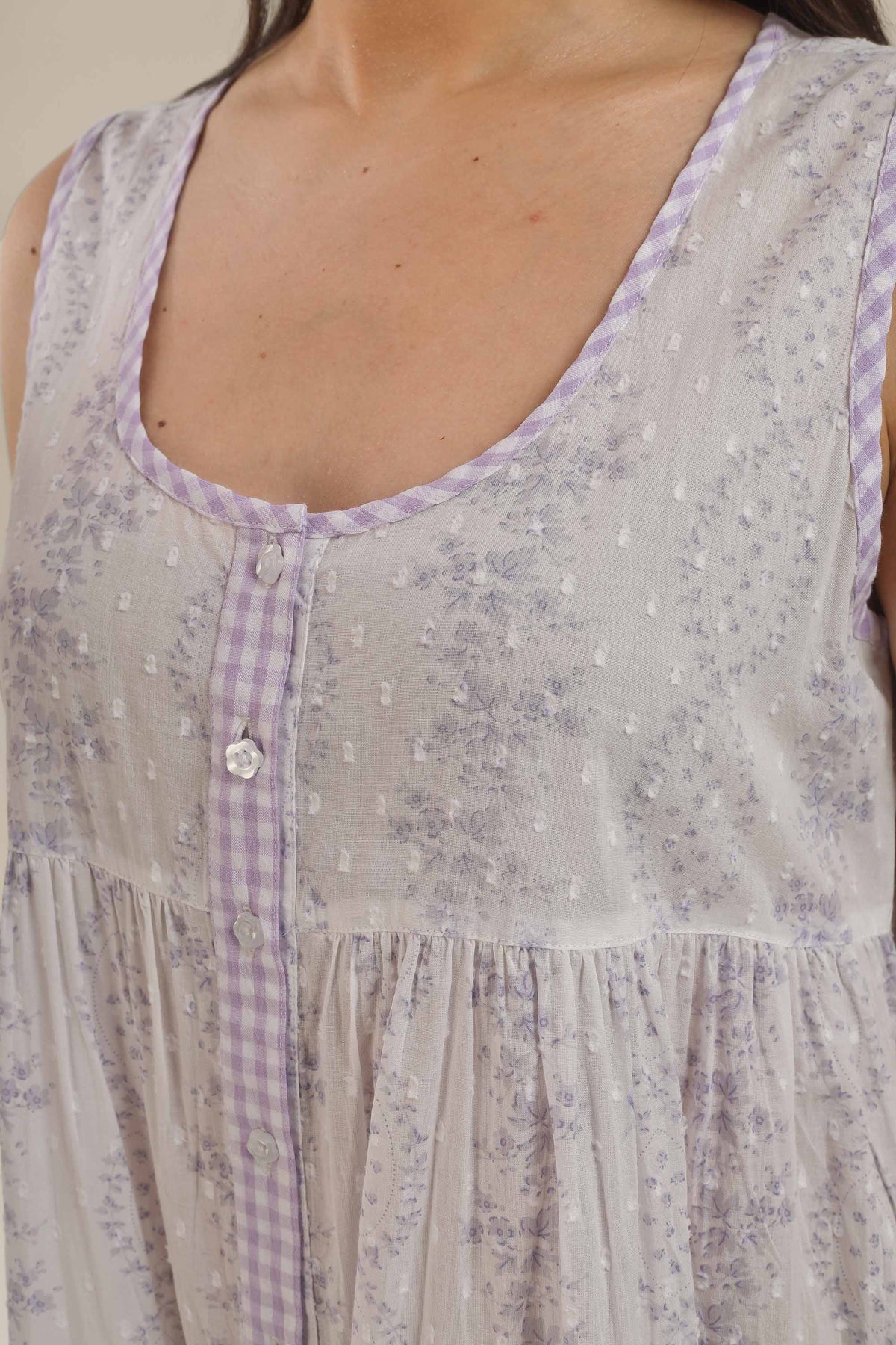 Charlotte, Dress