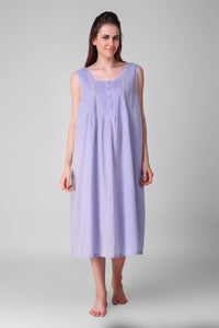 Flora, Nightdress