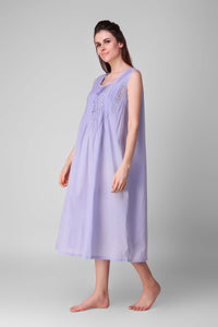 Flora, Nightdress