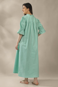 Trudy, Nightdress