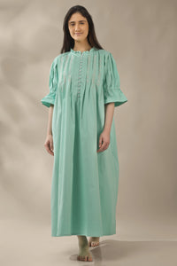 Trudy, Nightdress