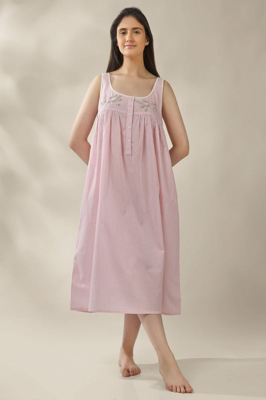 Kate, Dress