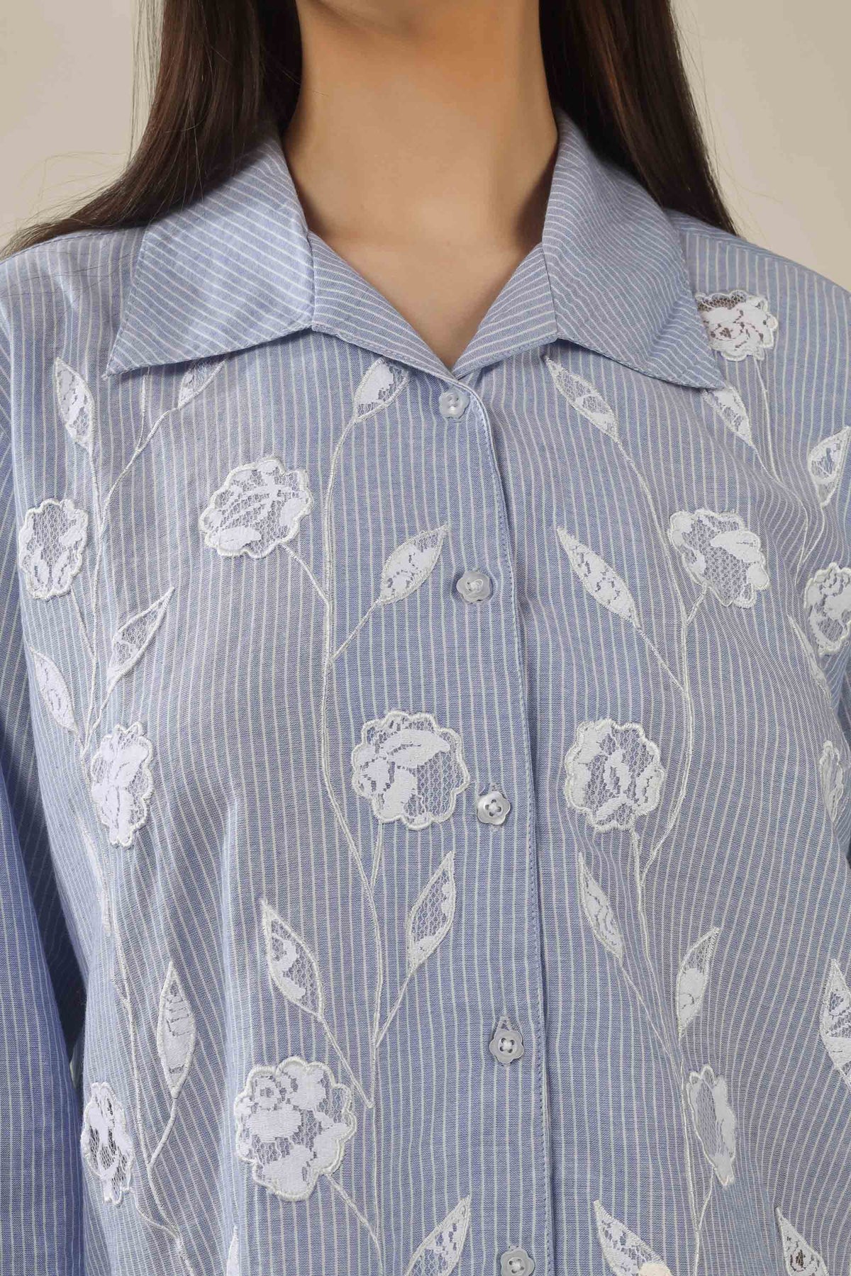 Madisson, Shirt