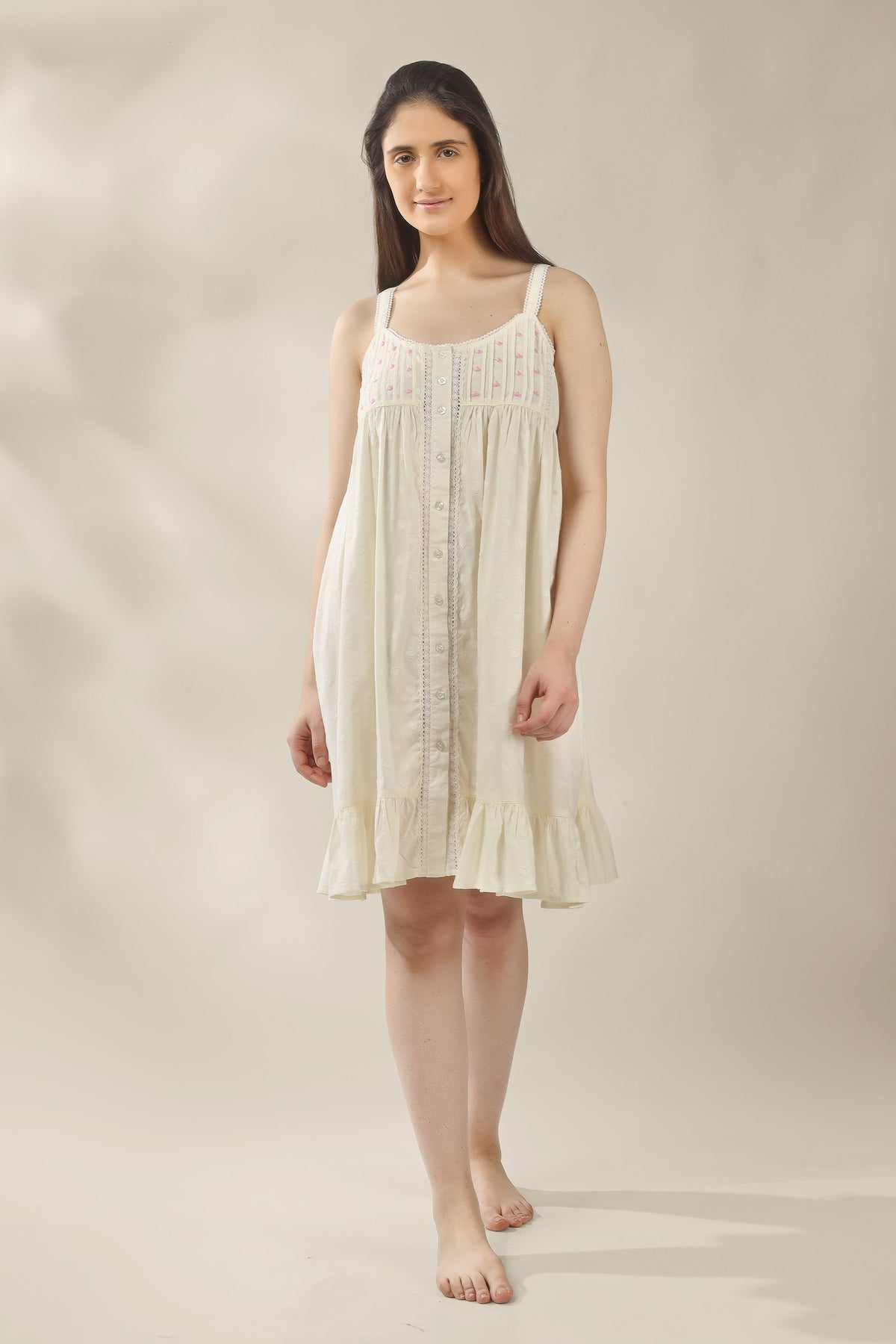 Stella, Nightdress