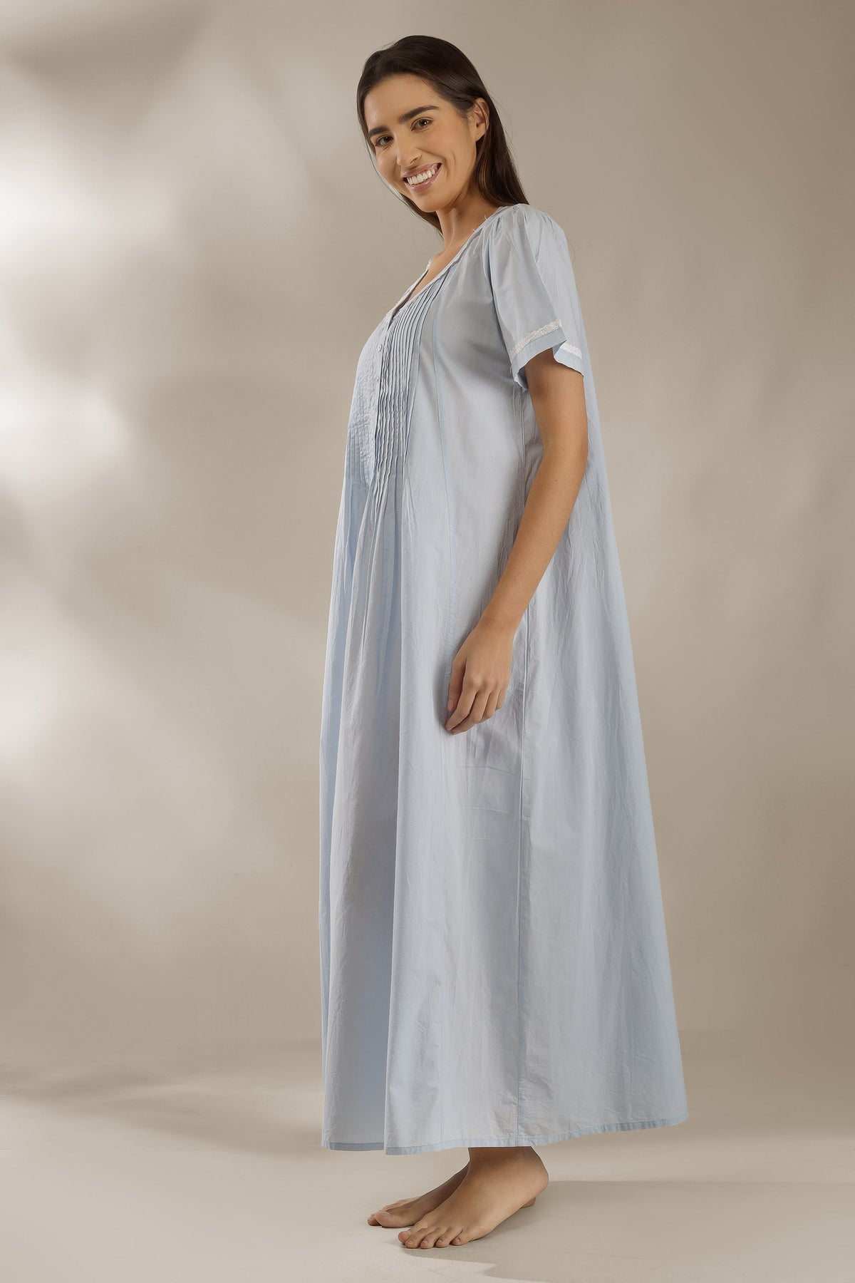 Riva, Nightdress