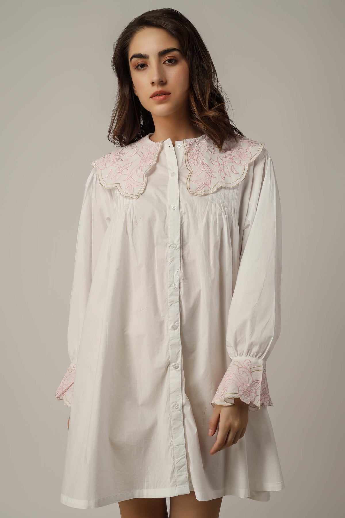 Lucinda, Nightshirt