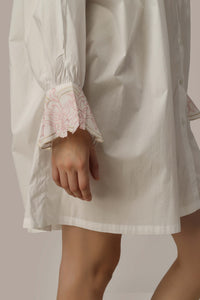 Lucinda, Nightshirt