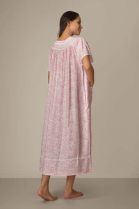 Tessa, Nightdress