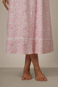 Tessa, Nightdress