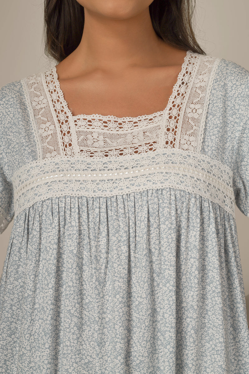 Acai, Dress