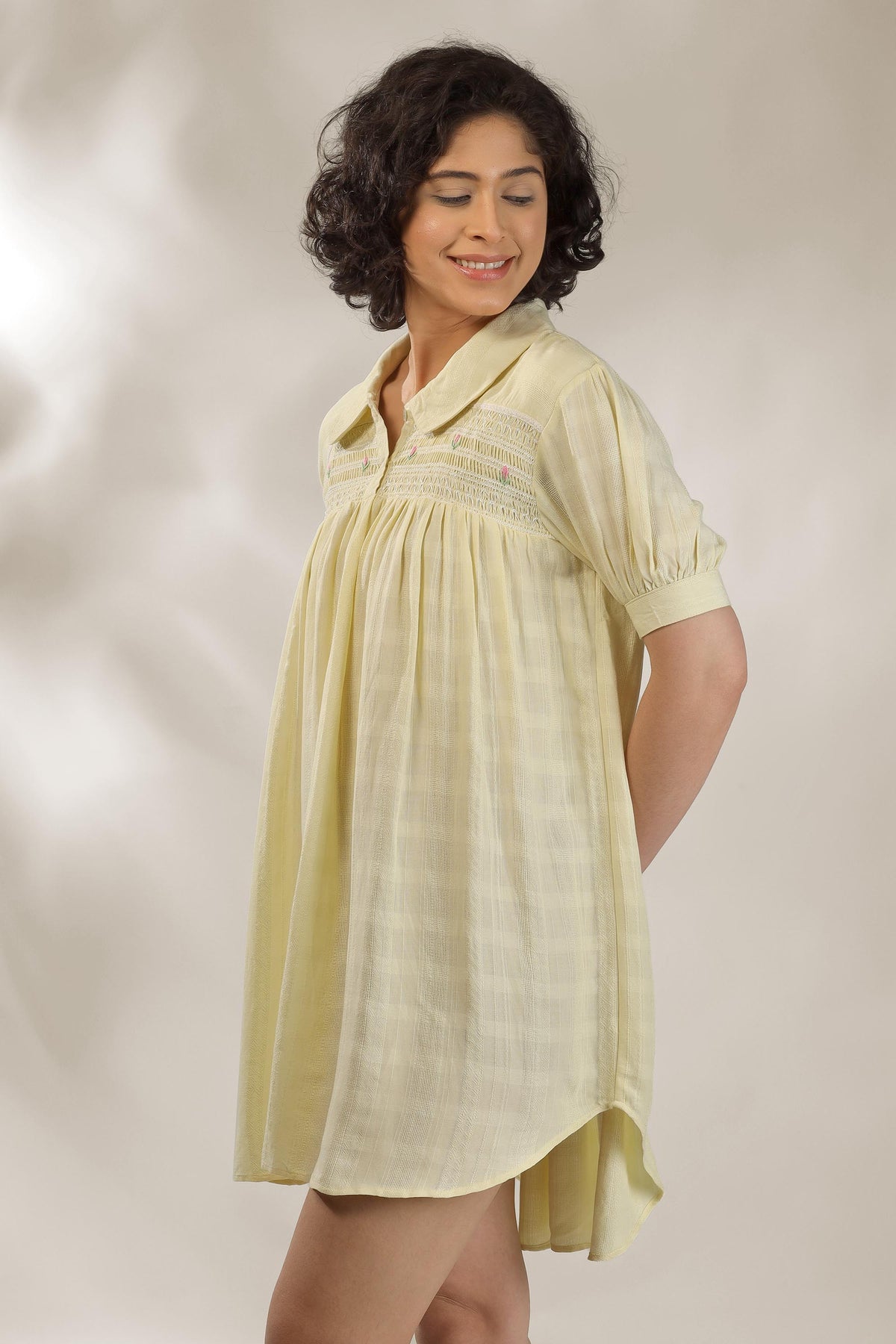Tonique, Nightshirt