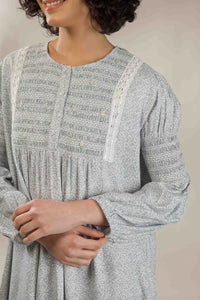 Magnolia M, Smocking Dress