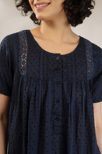 Buttercup, Nightdress