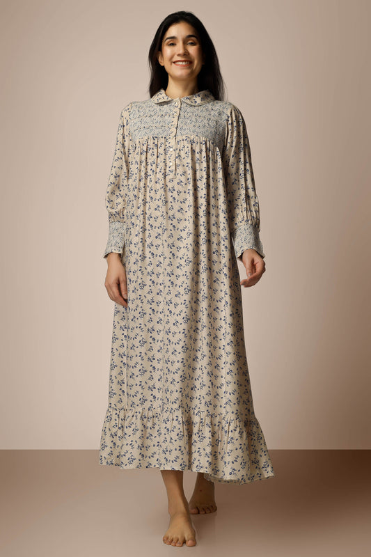 Gretel, Nightdress