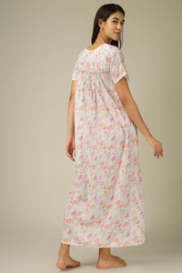 Buttercup, Nightdress
