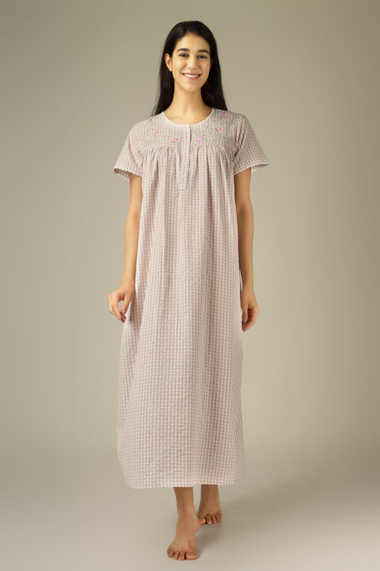 Simon, Nightdress
