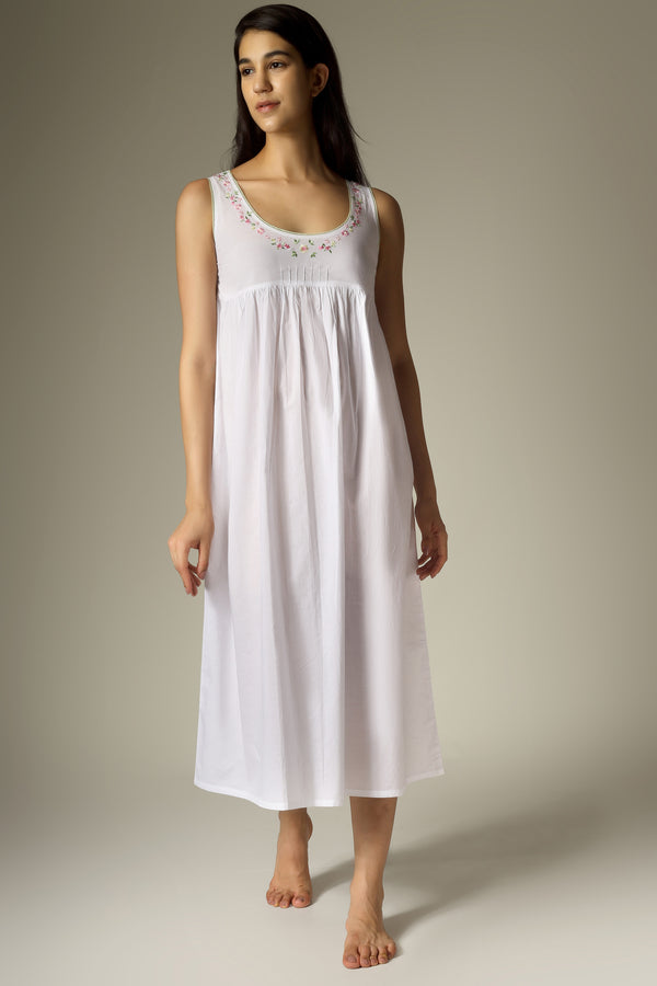 Bloom, Dress