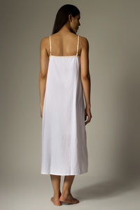 Victoria, Night Dress & Gown