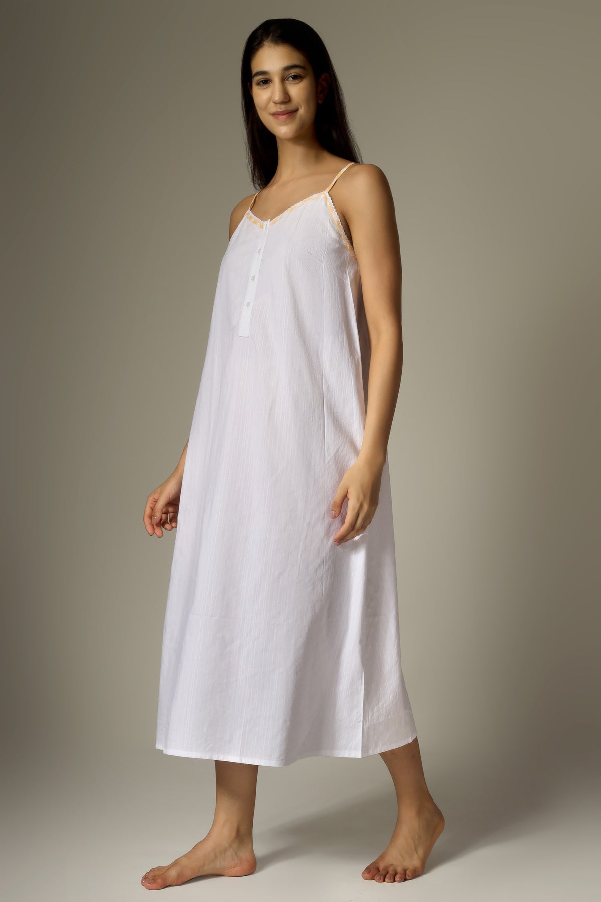Victoria, Night Dress & Gown