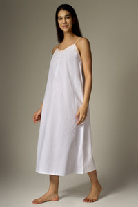 Victoria, Night Dress & Gown