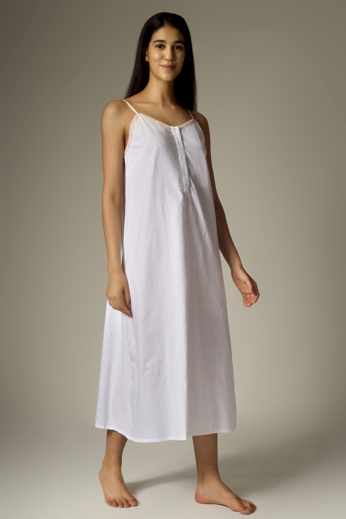 Victoria, Night Dress & Gown