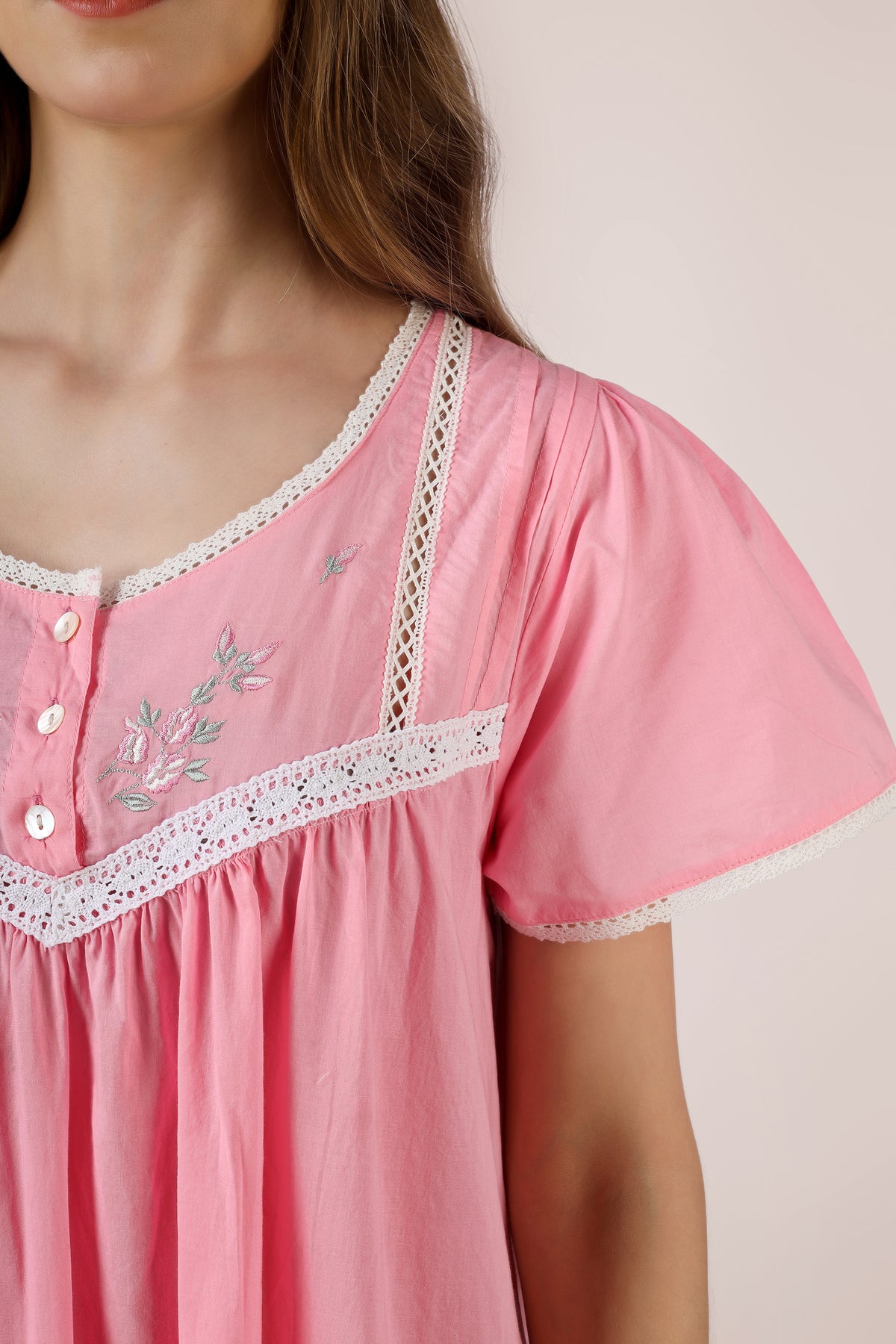 Zinnia, Nightdress