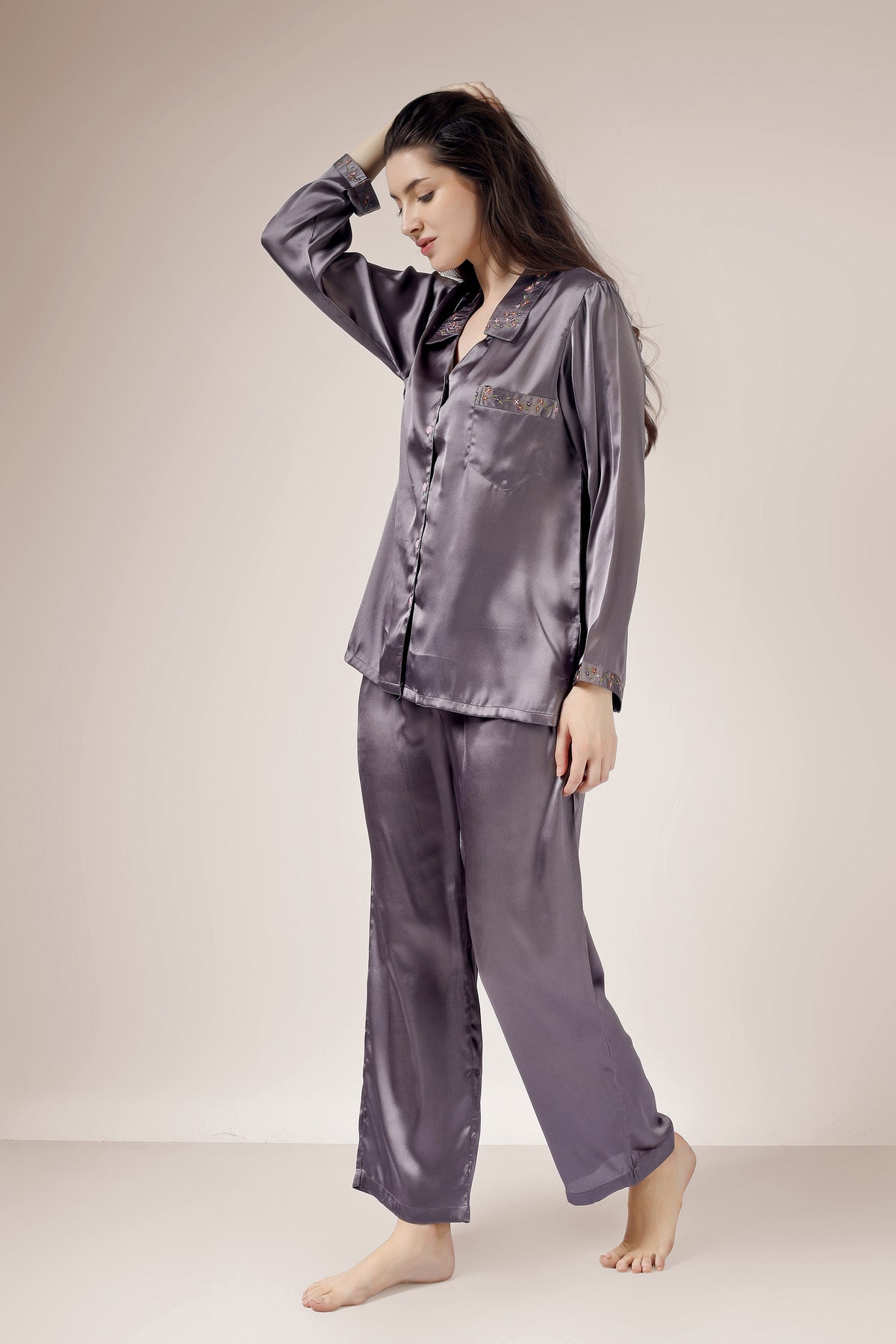 Eden, Pyjama Suit