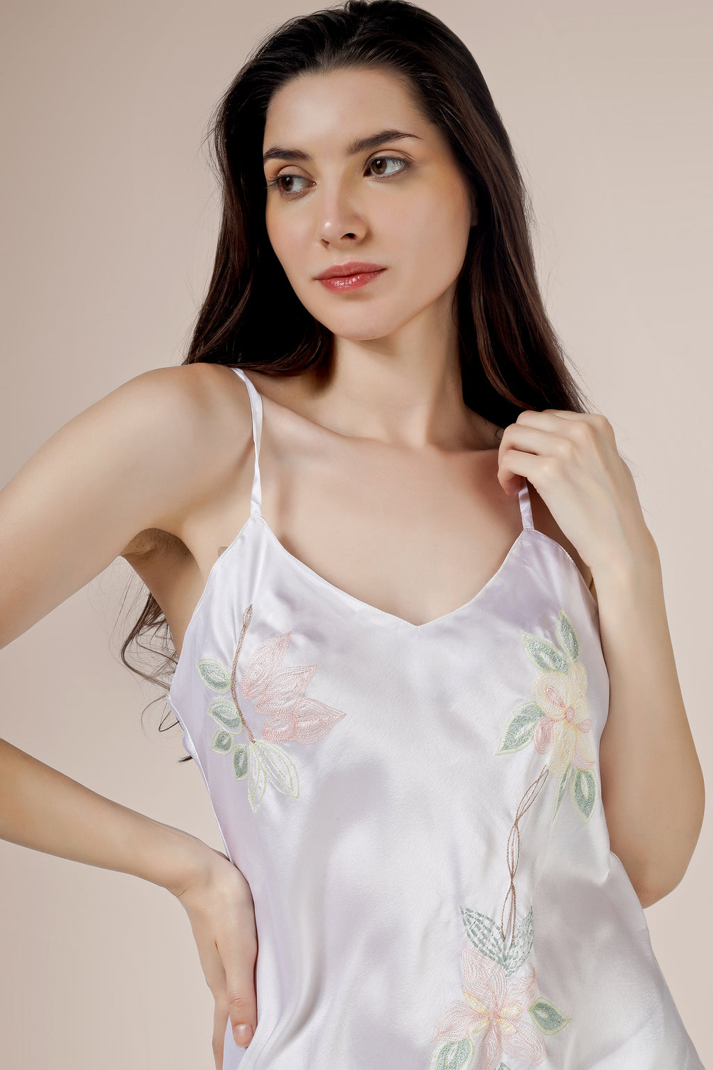Lola-L, Night Dress