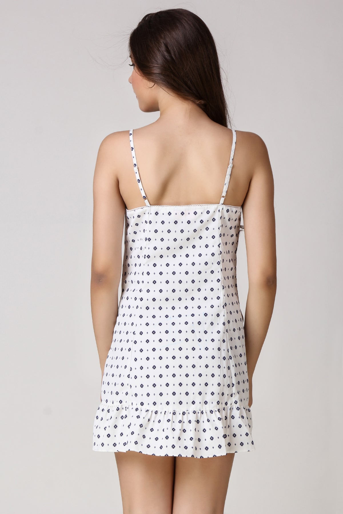 Spirit, Dress