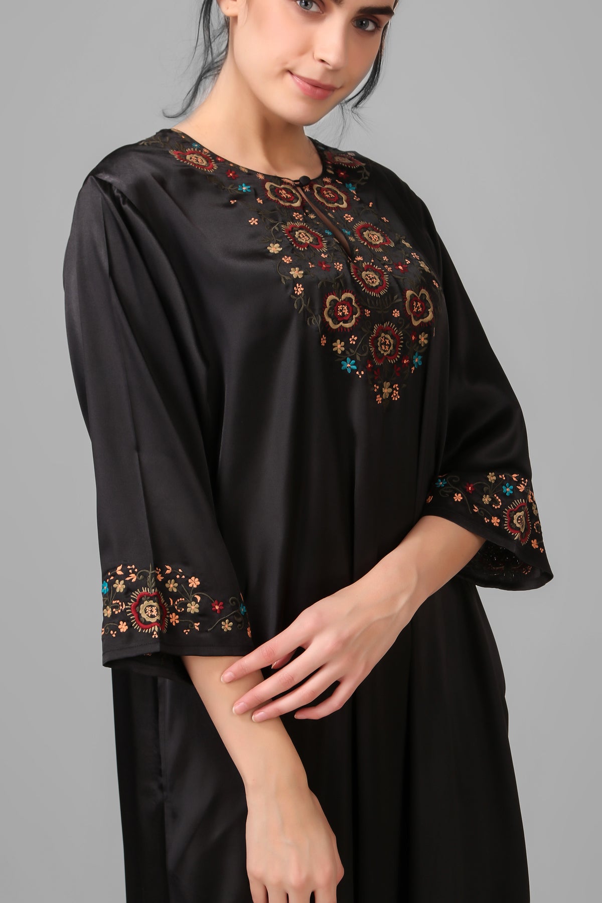 Boho-Chic, Embroidered Kaftan