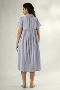 Bailey, Dress