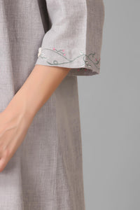 Lizzy, Nightdress