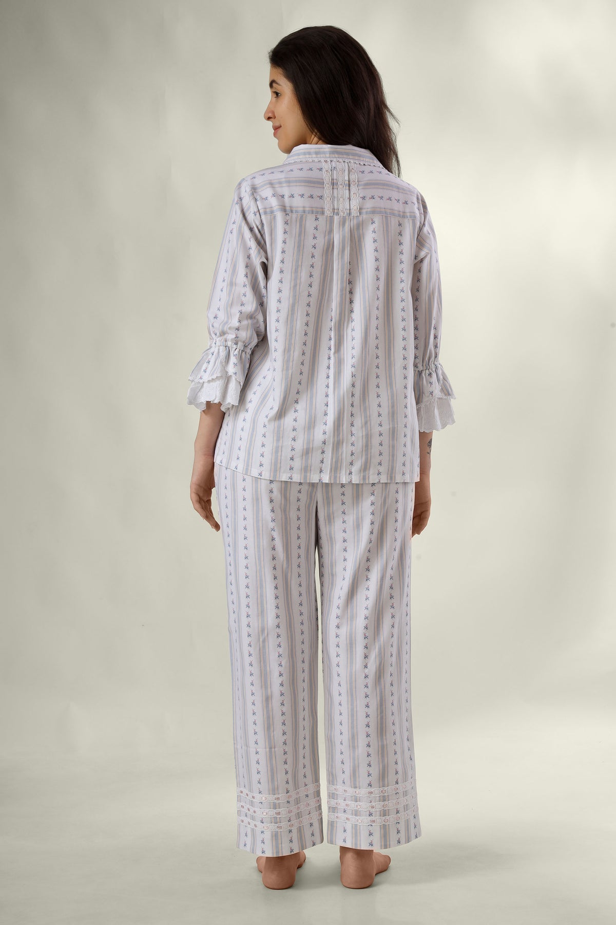 Annette, Pyjama Suit