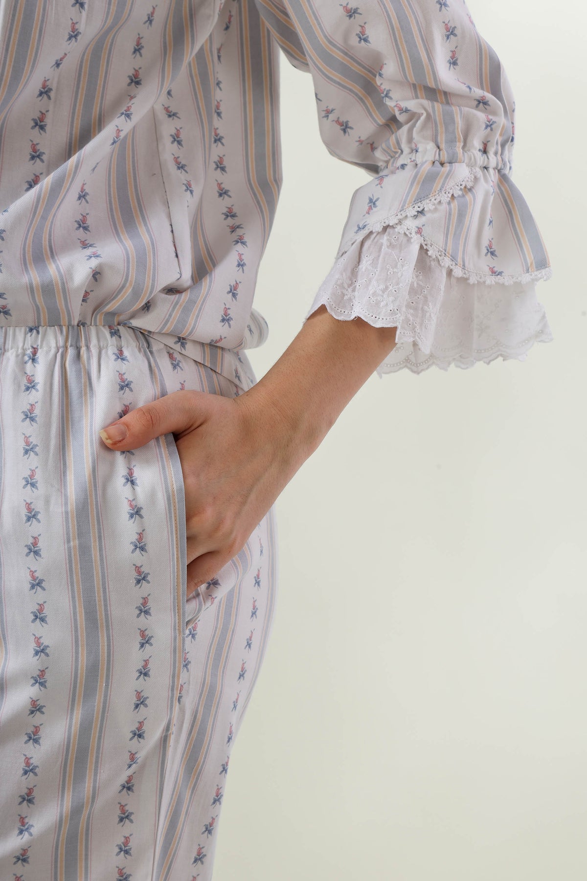 Annette, Pyjama Suit