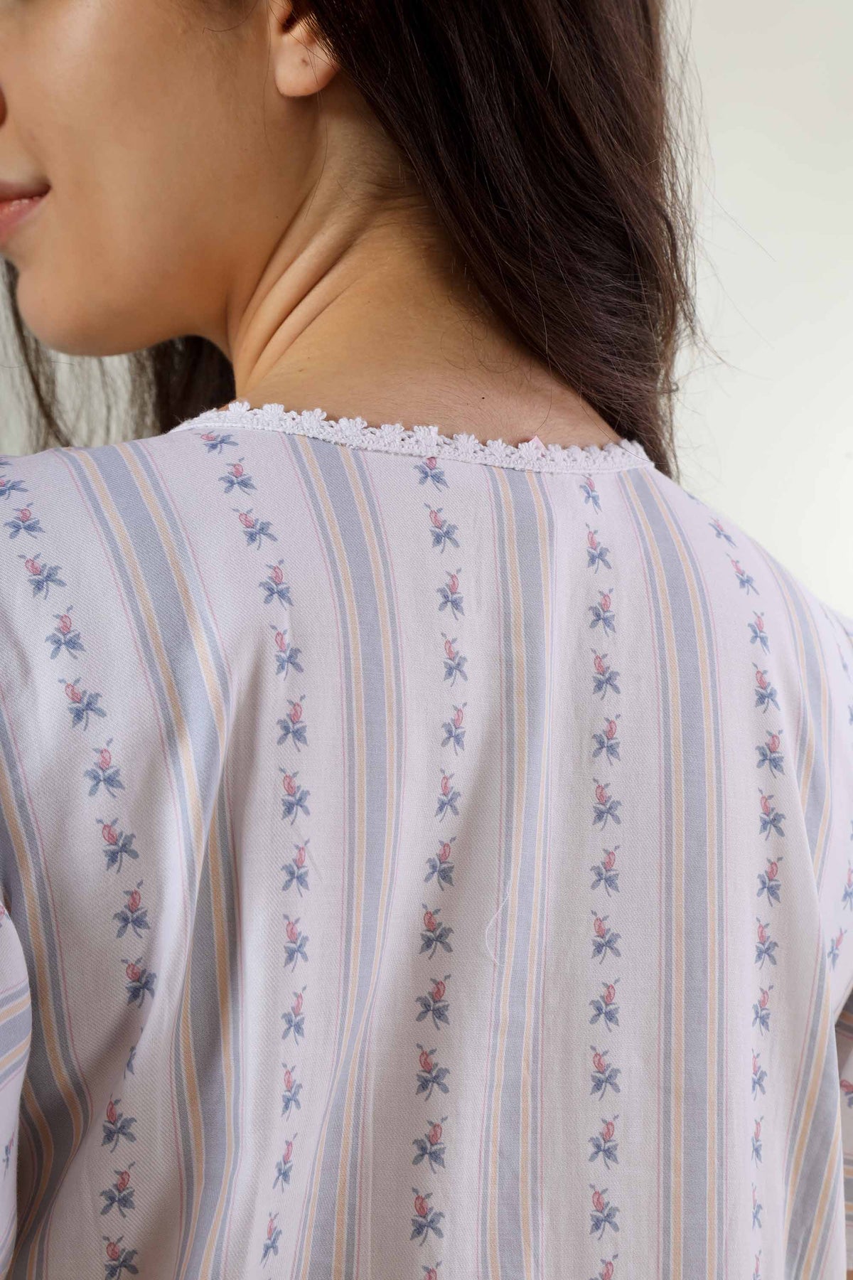 Ami, Smocked Nightdress