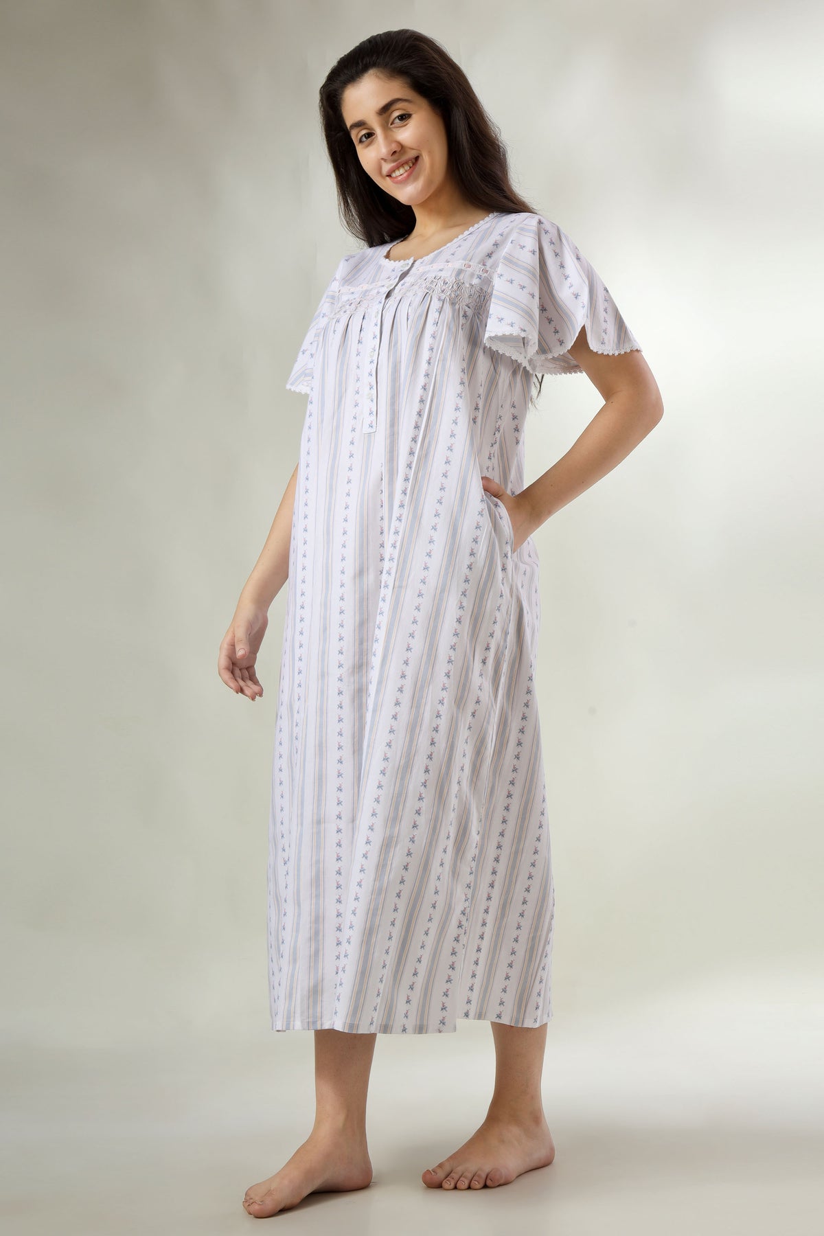 Ami, Smocked Nightdress