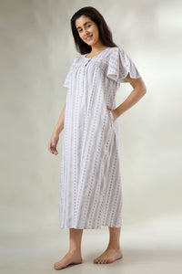 Ami, Smocked Nightdress