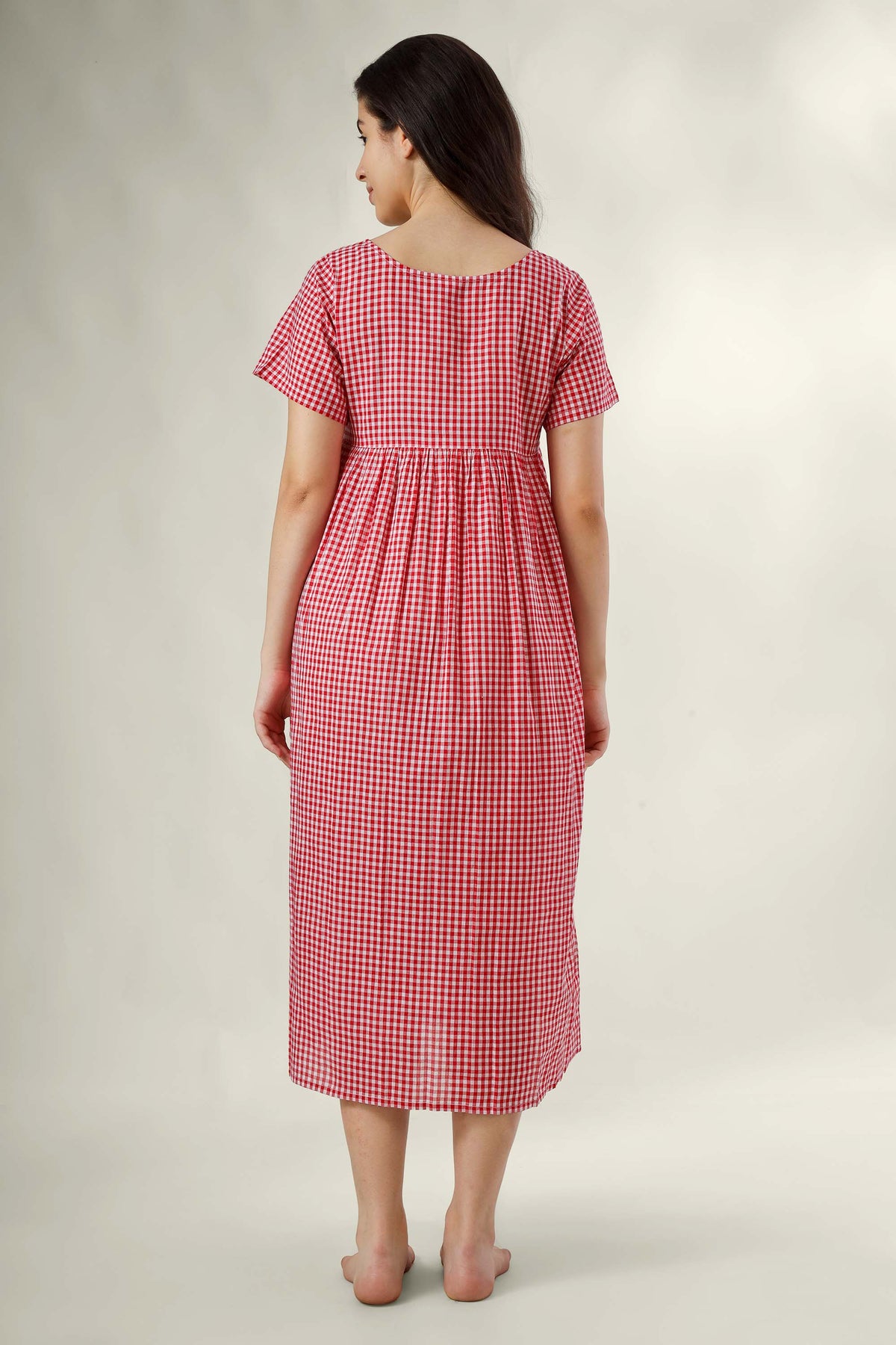Daisy, Dress