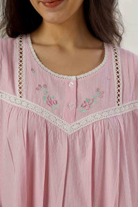 Zinnia, Nightdress