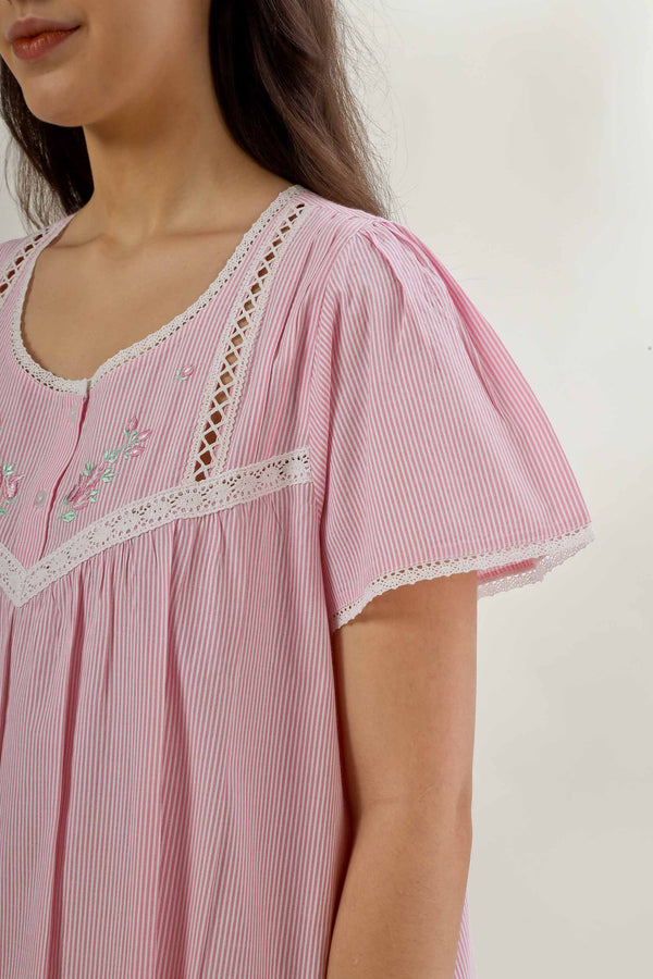Zinnia, Nightdress