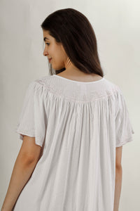 Tessa, Nightdress