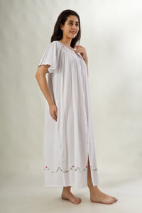 Pregita, Nightdress