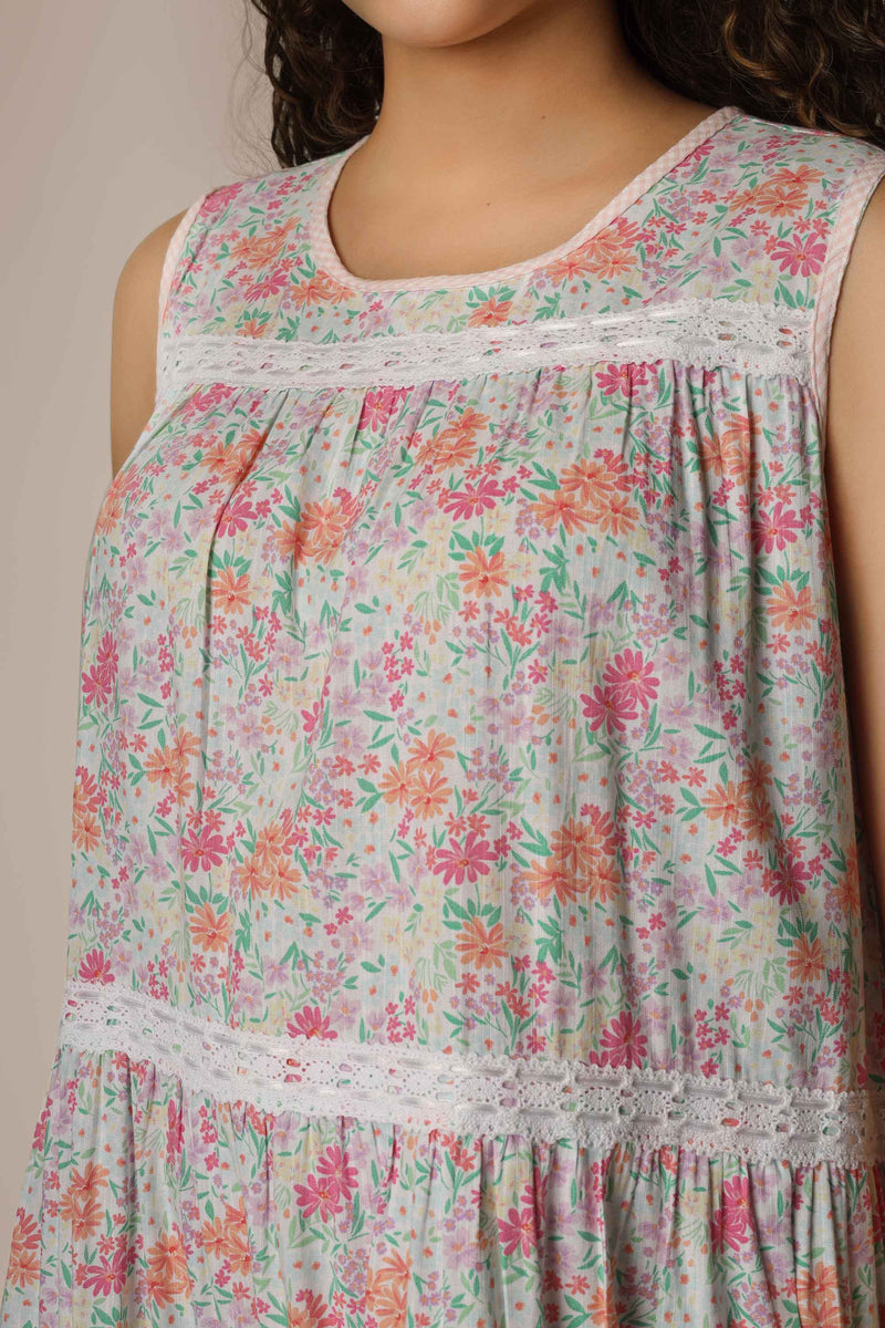Evita, Dress