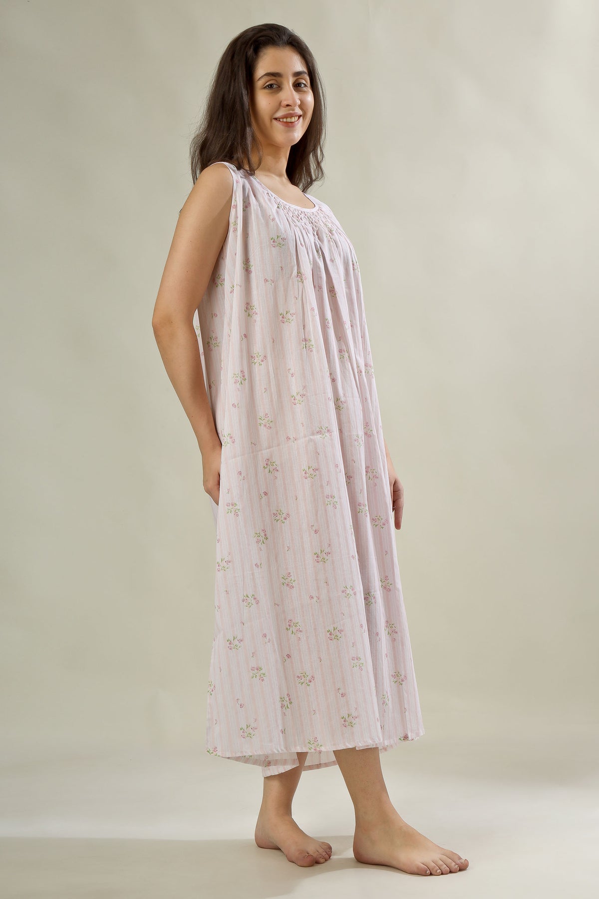 Brisa, Night Dress & Gown