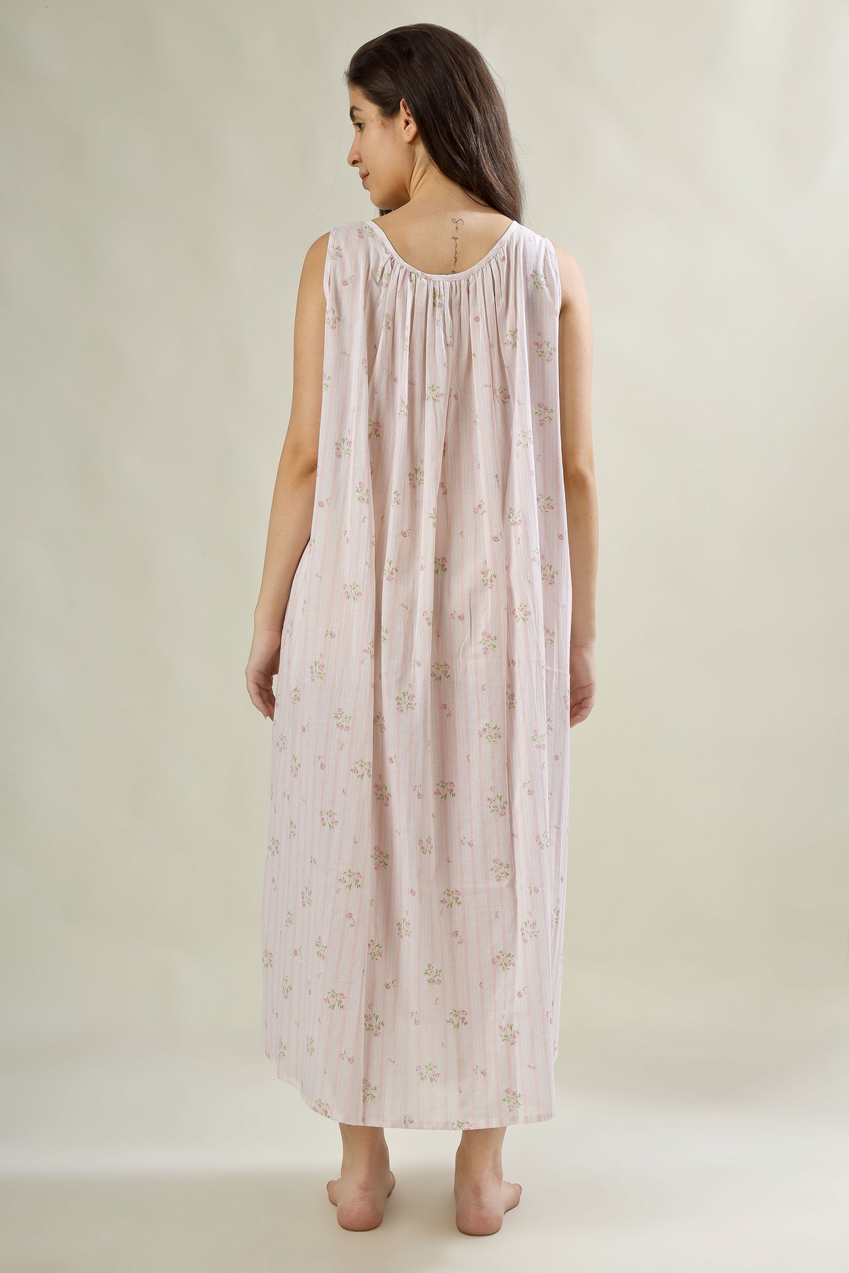 Brisa, Night Dress & Gown