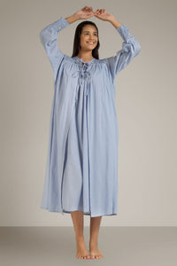 Brisa, Nightdress & Gown