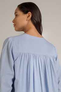 Brisa, Nightdress & Gown