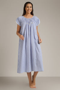 Brisa, Nightdress
