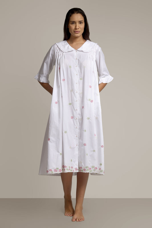 Malia, Nightdress